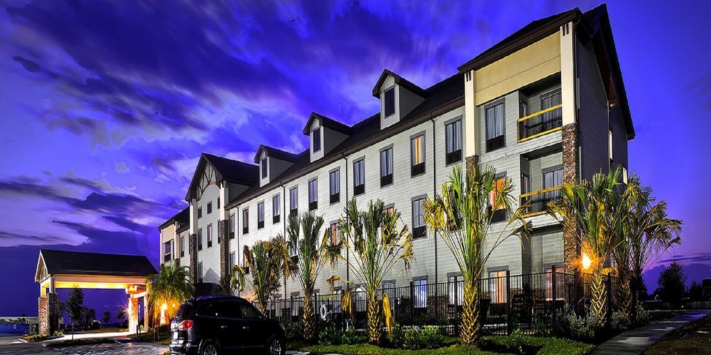 Comfort Inn & Suites Beeville Экстерьер фото