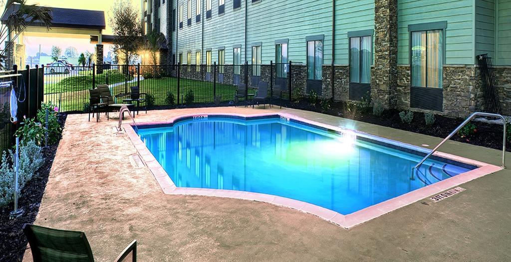Comfort Inn & Suites Beeville Экстерьер фото