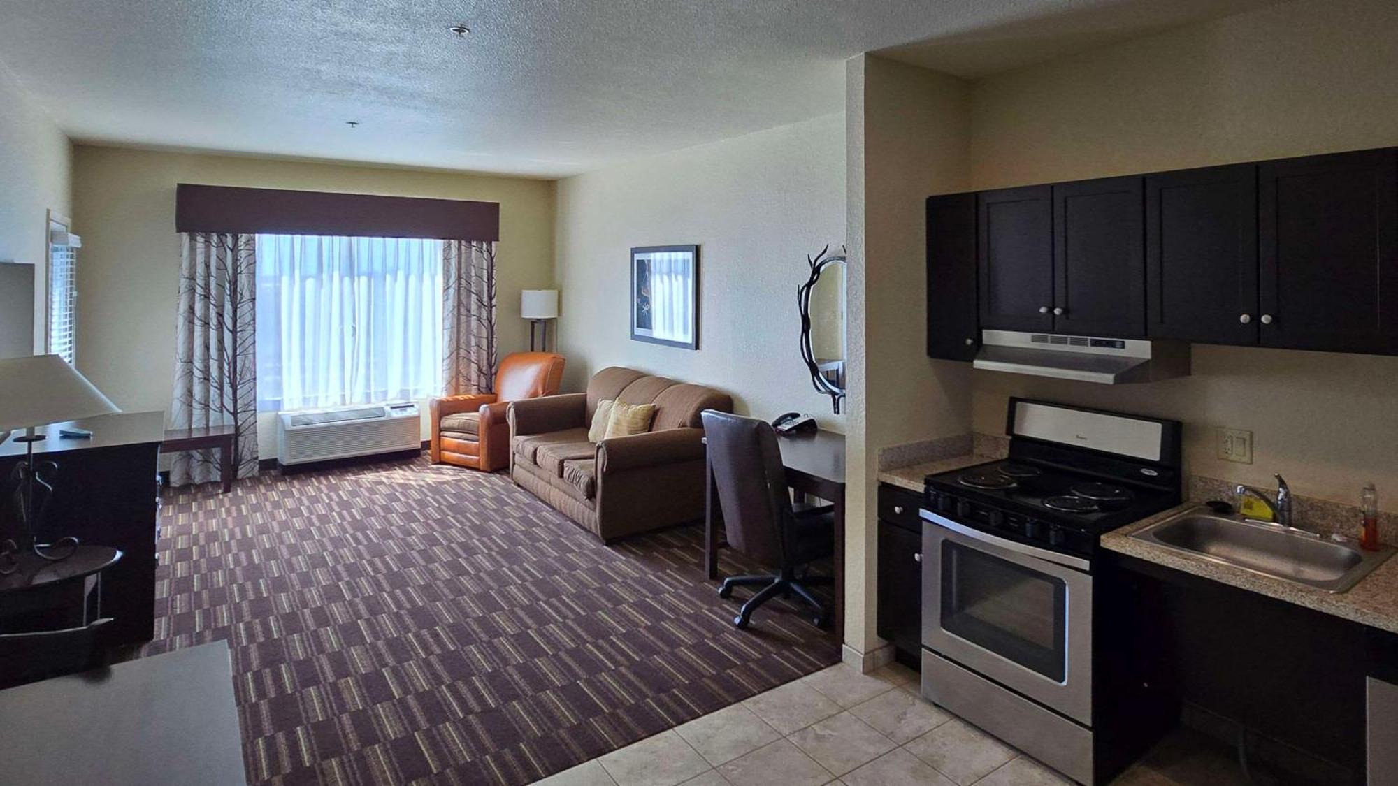 Comfort Inn & Suites Beeville Экстерьер фото