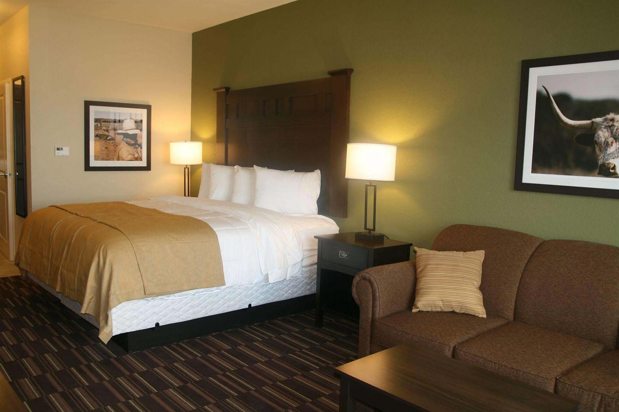 Comfort Inn & Suites Beeville Экстерьер фото